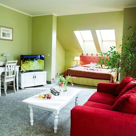 Hotel Metsis Valga Zewnętrze zdjęcie