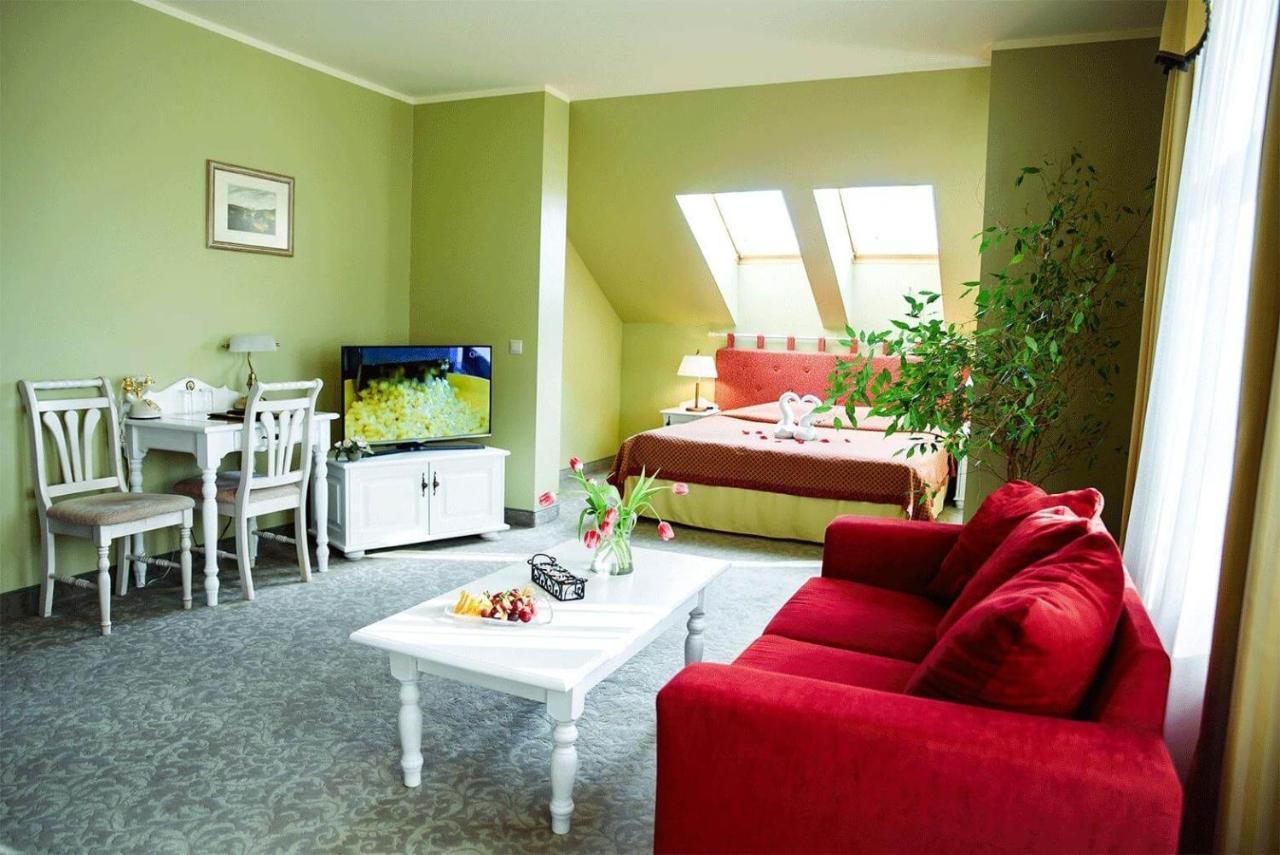 Hotel Metsis Valga Zewnętrze zdjęcie